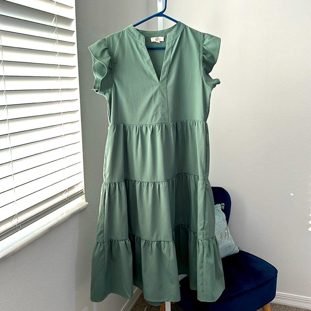 Green Comfortable Dress Size Medium